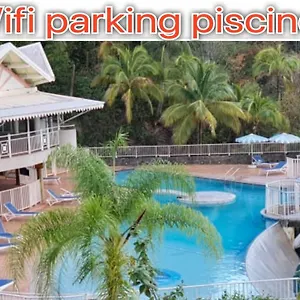 residence-de-la-baie-trinit-apartment-2-swimming-pools.comcaribbean.com/